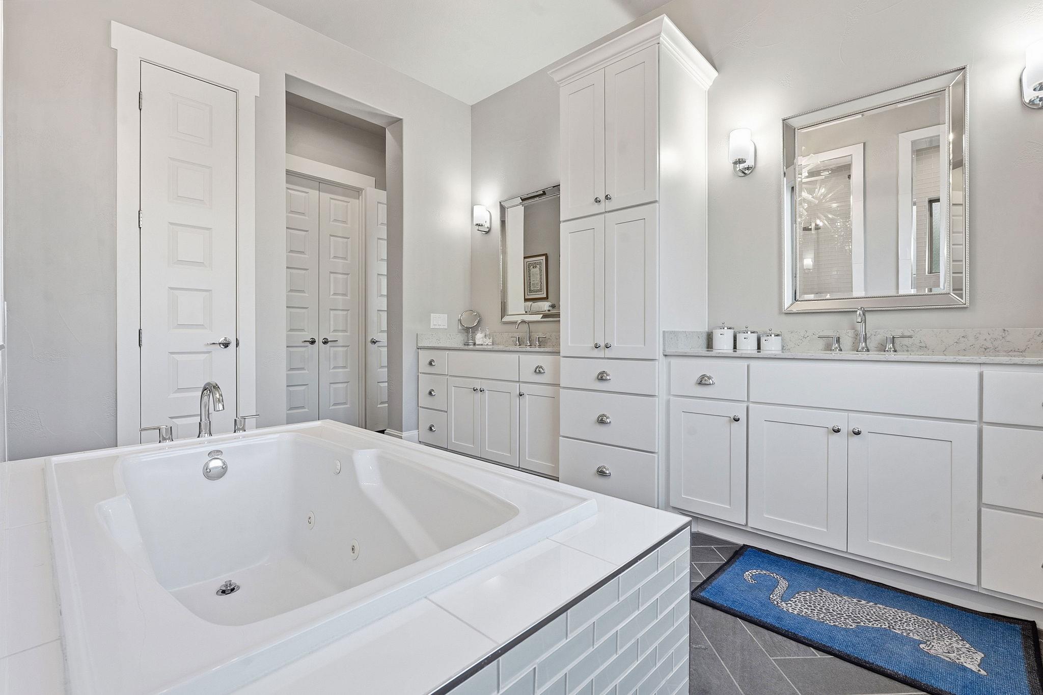 801 Serene Estates Drive Austin TX 78738