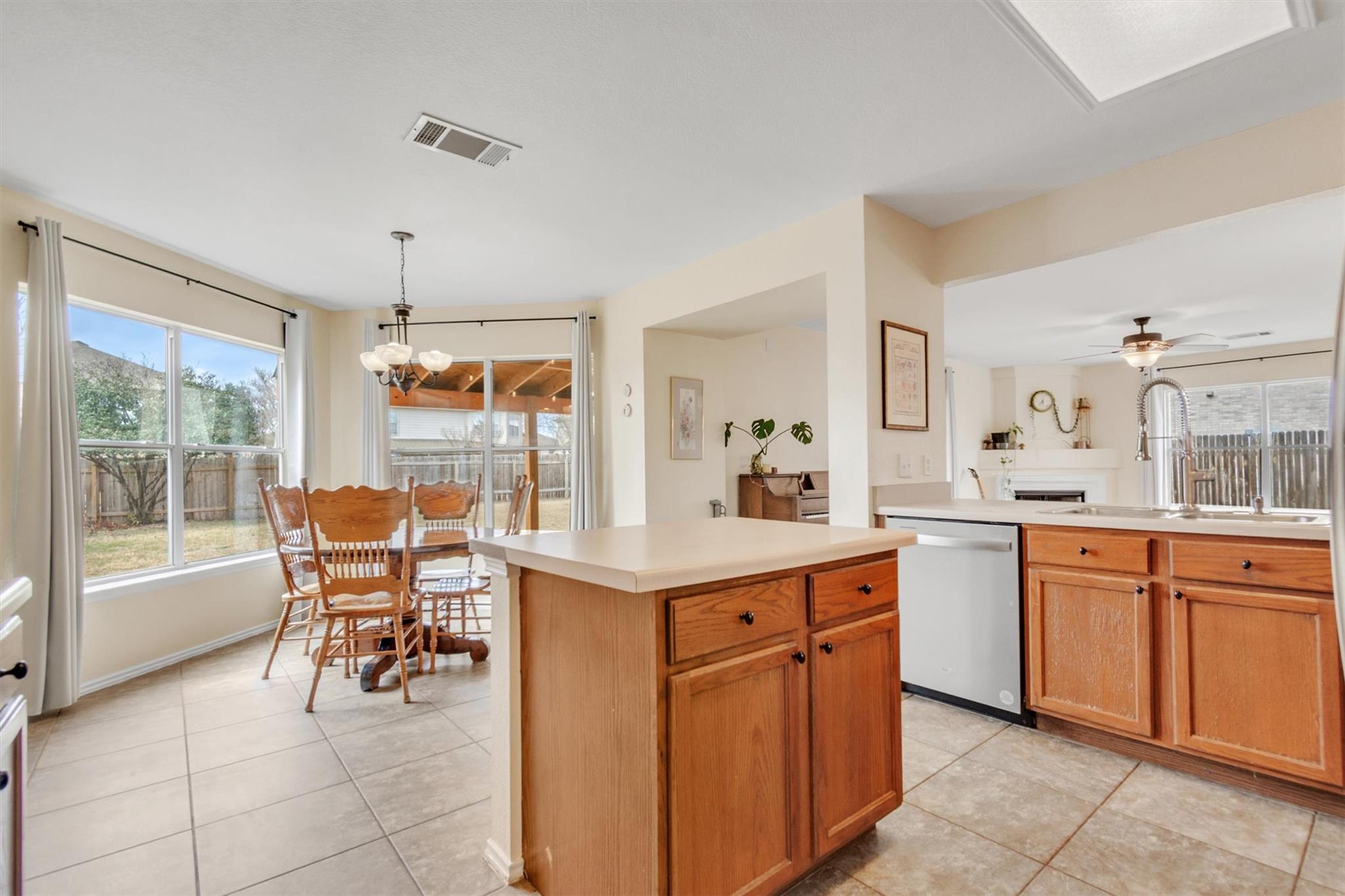 307 Crossland Cove Leander TX 78641