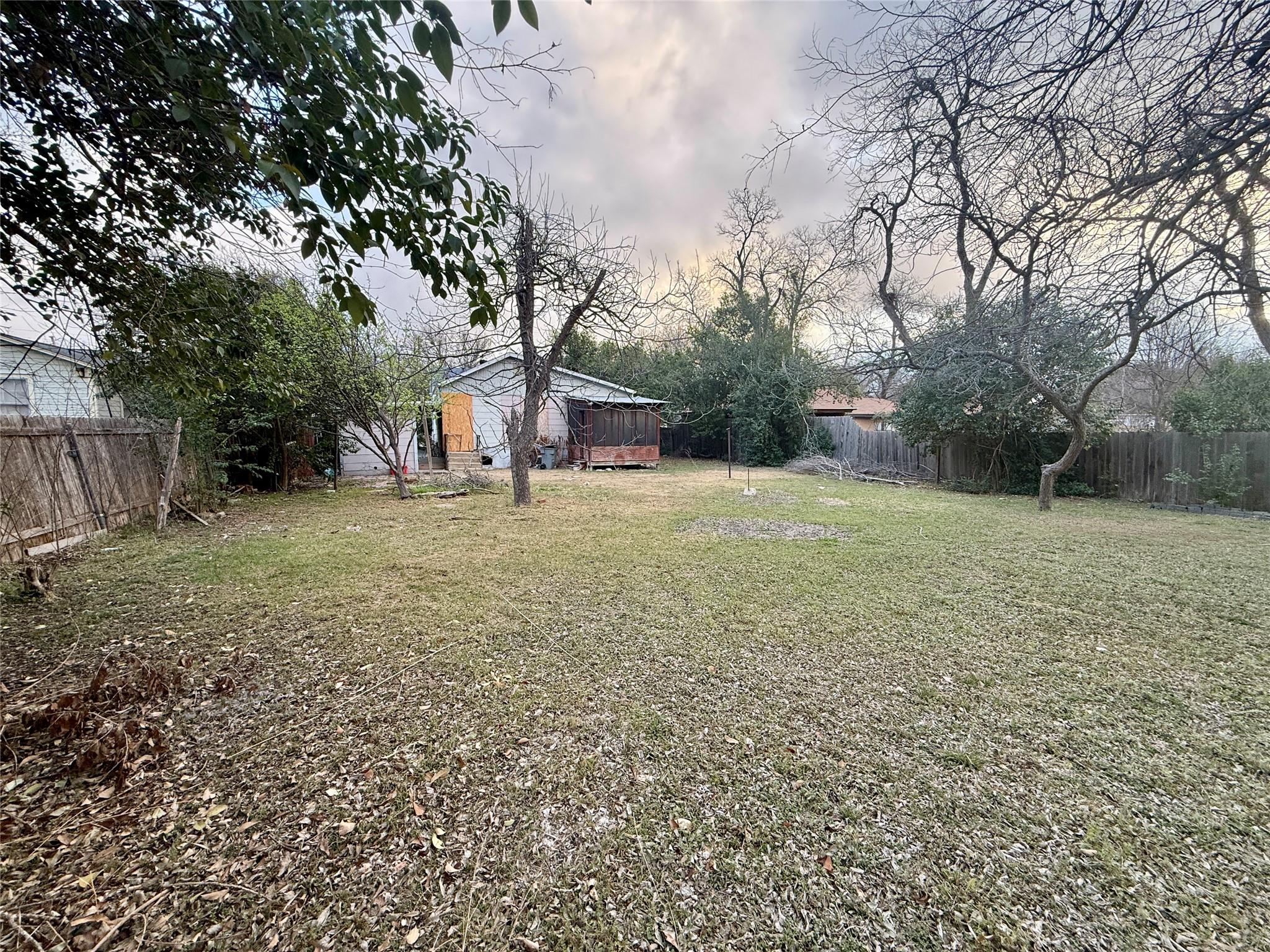 503 Brentwood Street Austin TX 78752