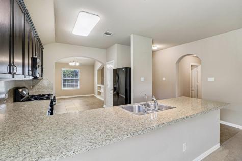 109 Mollie Drive Hutto TX 78634
