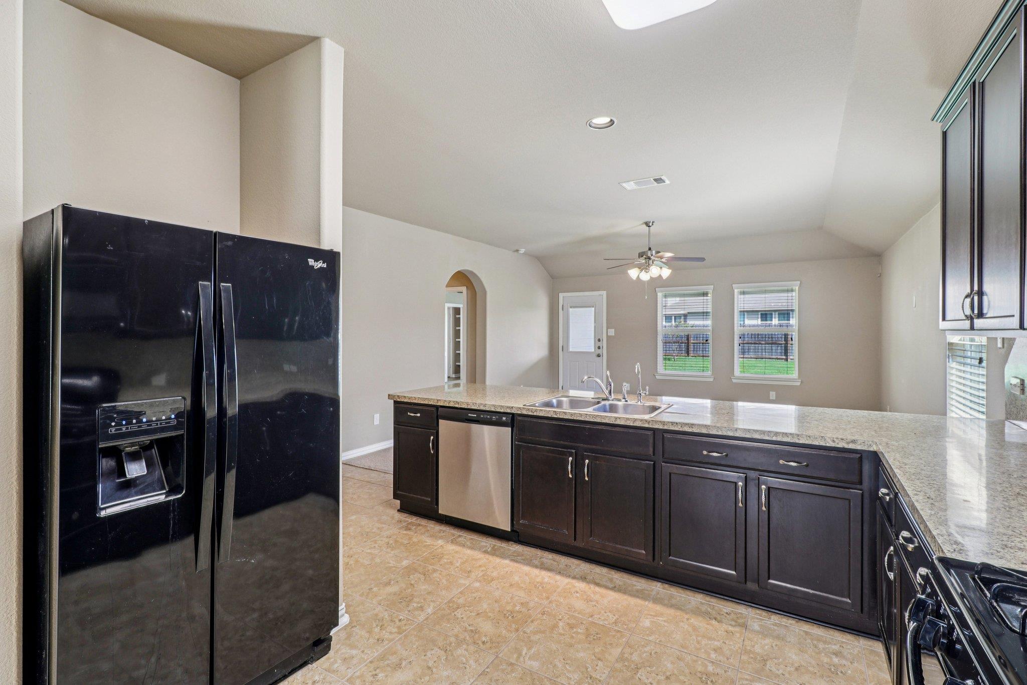 109 Mollie Drive Hutto TX 78634