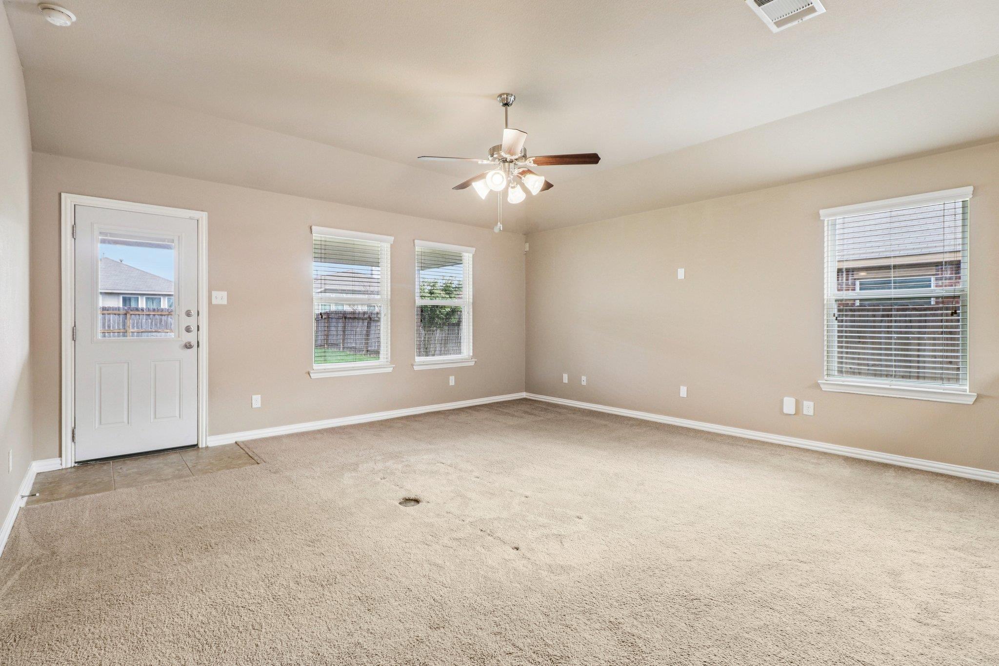 109 Mollie Drive Hutto TX 78634