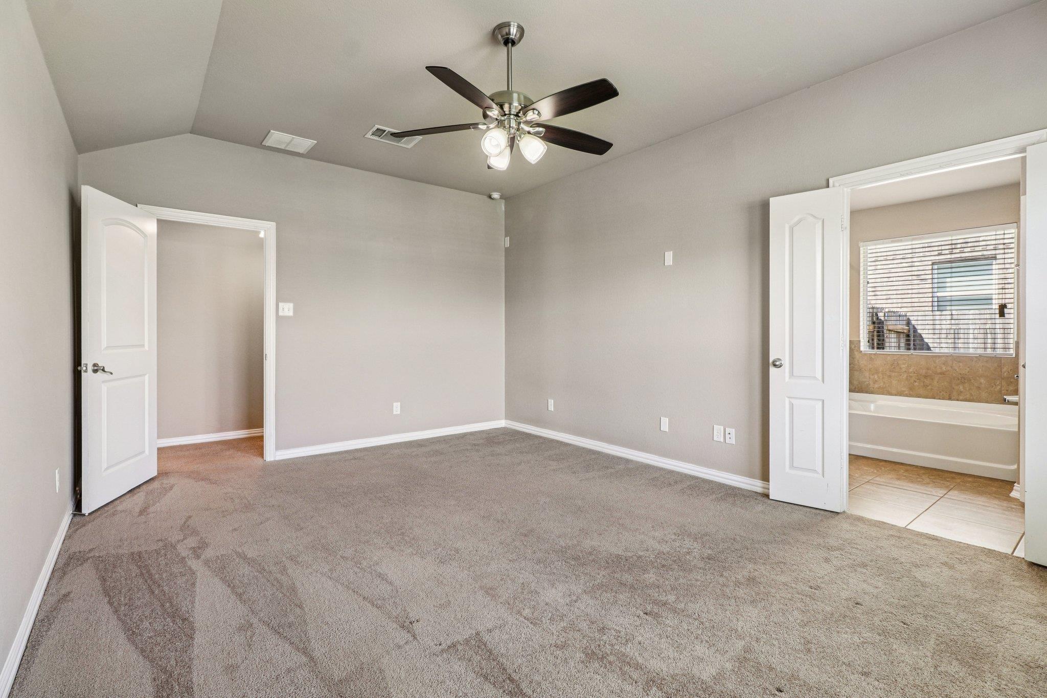 109 Mollie Drive Hutto TX 78634