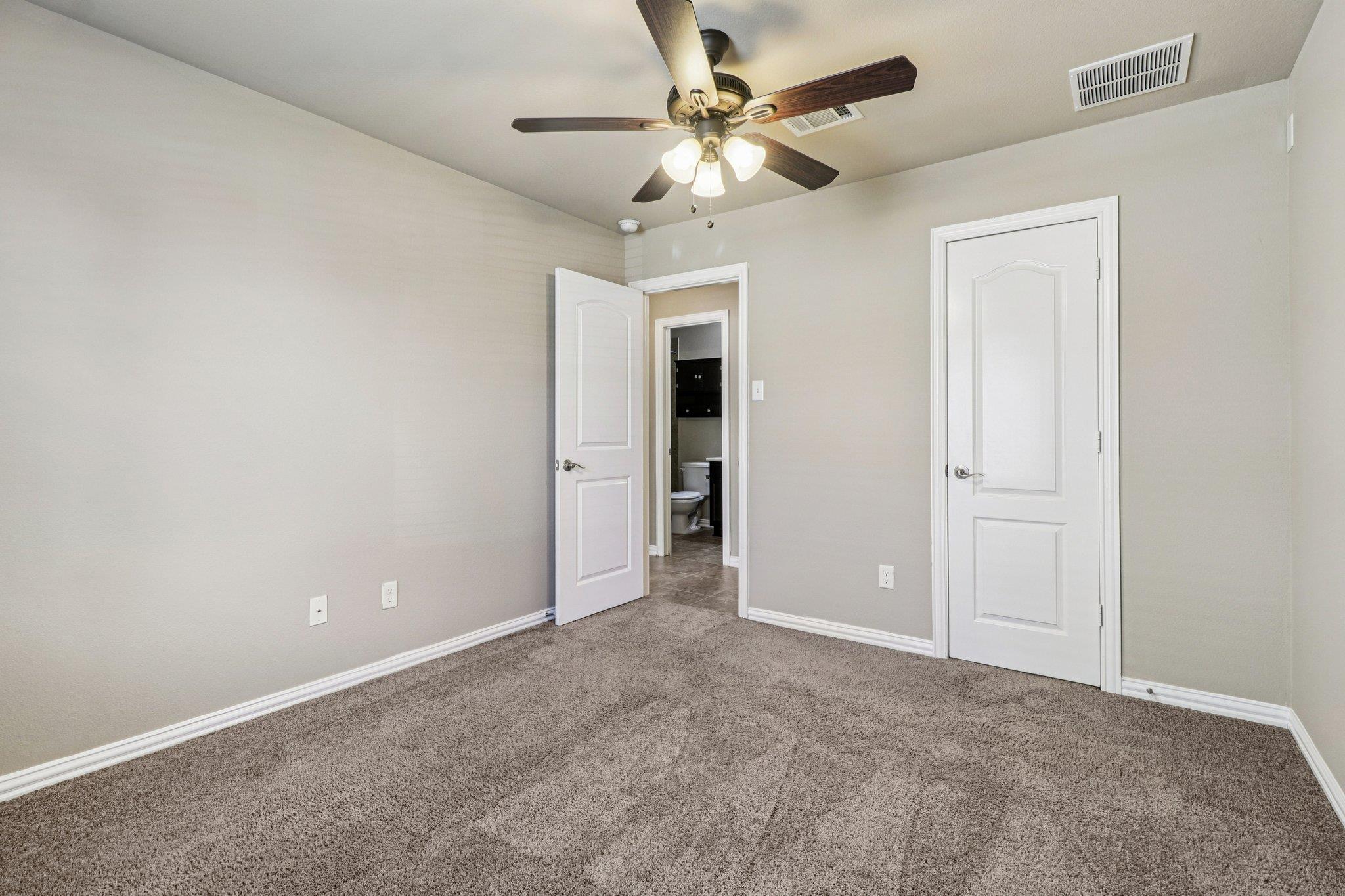 109 Mollie Drive Hutto TX 78634
