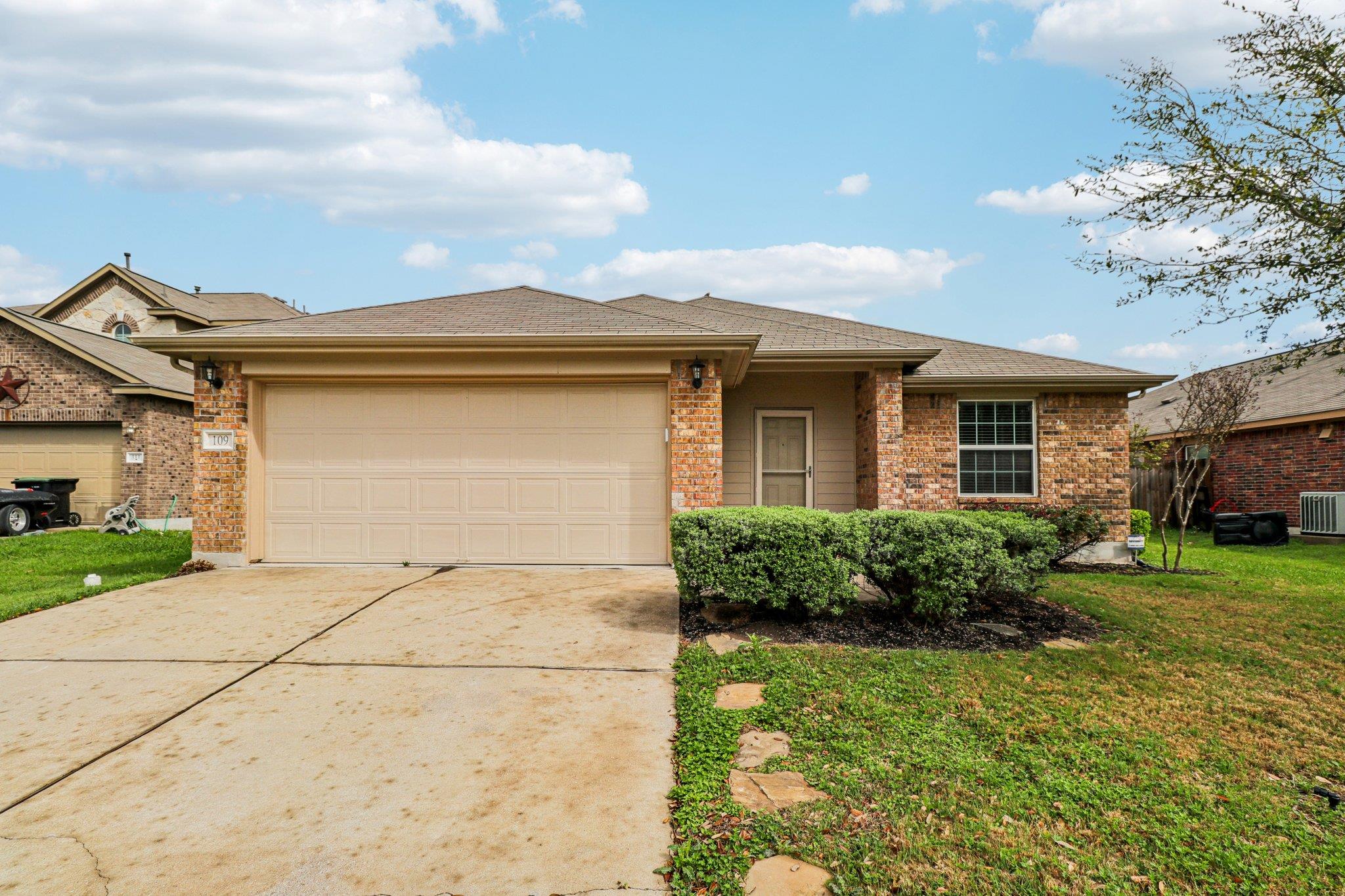 109 Mollie Drive Hutto TX 78634