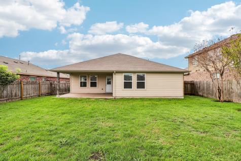 109 Mollie Drive Hutto TX 78634