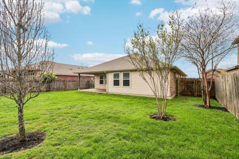 109 Mollie Drive Hutto TX 78634