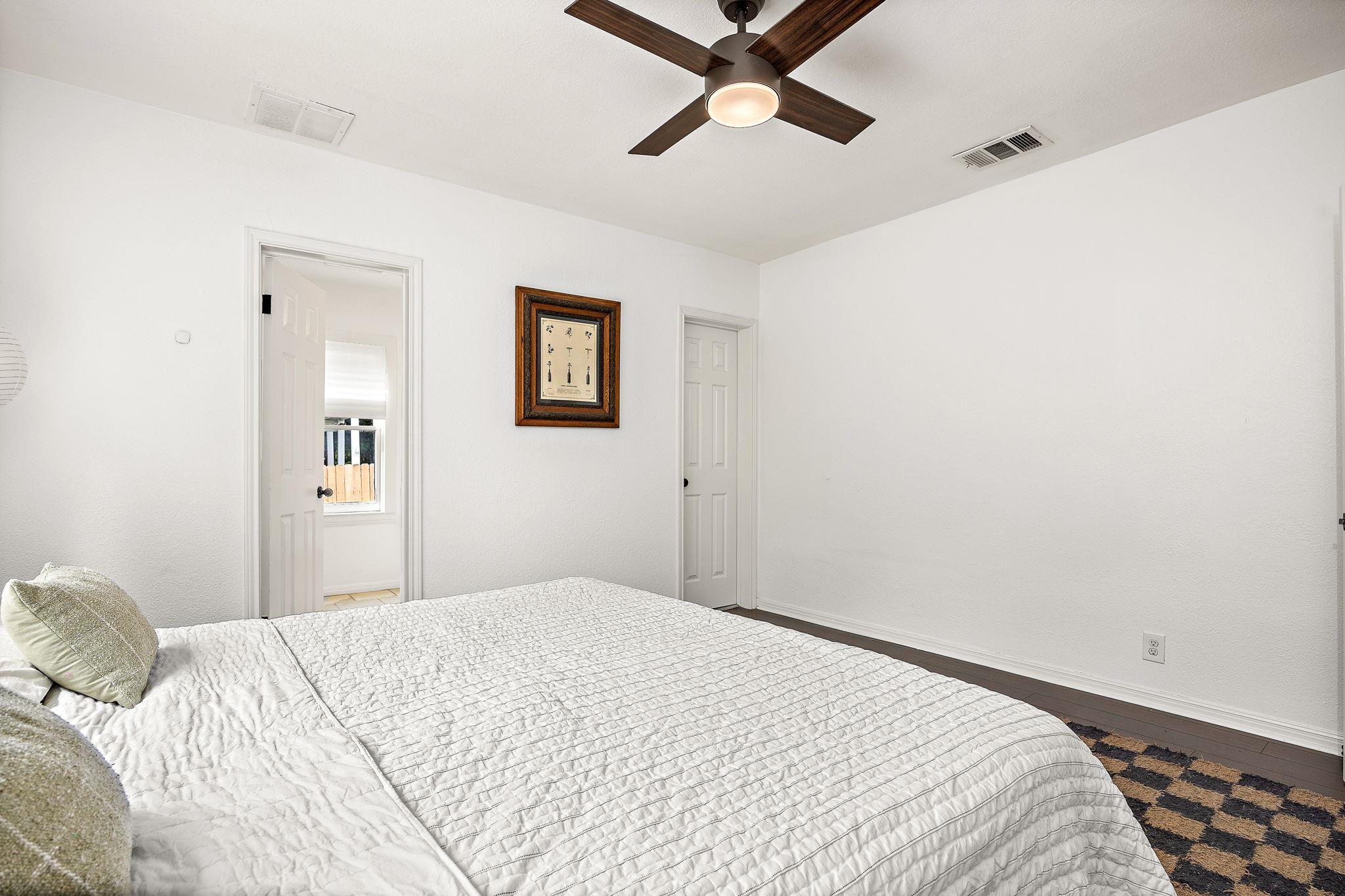 933 E 51st Street Austin TX 78751