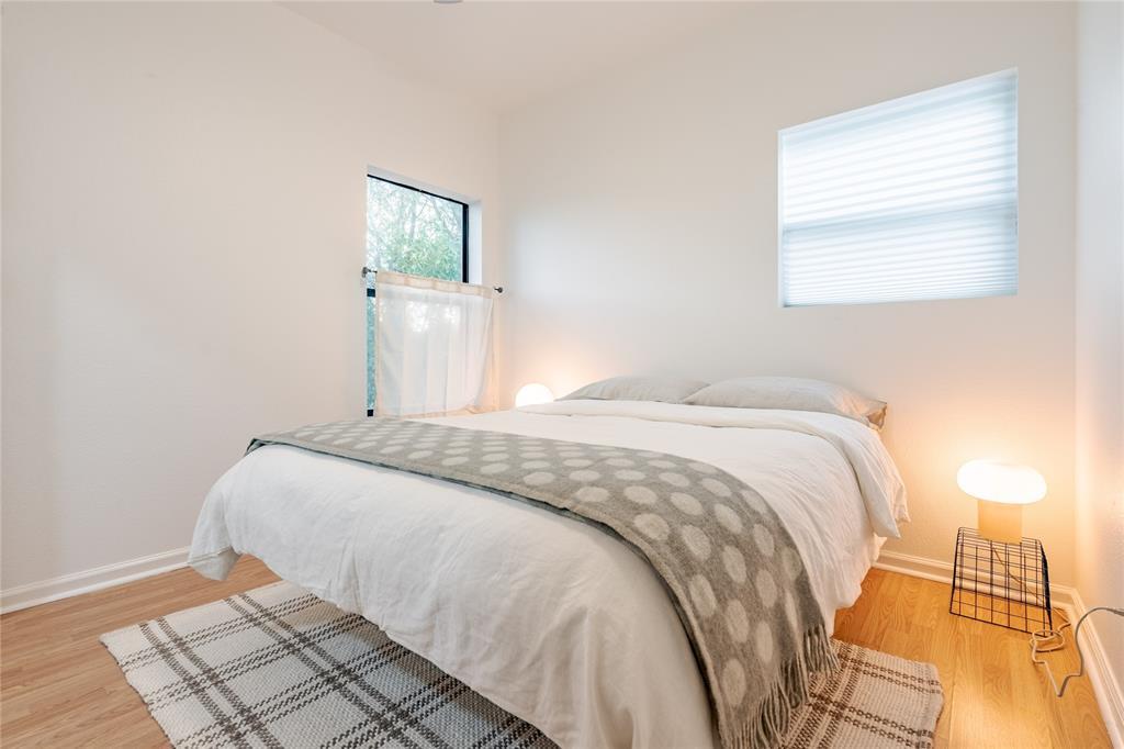 933 E 51st Street Austin TX 78751