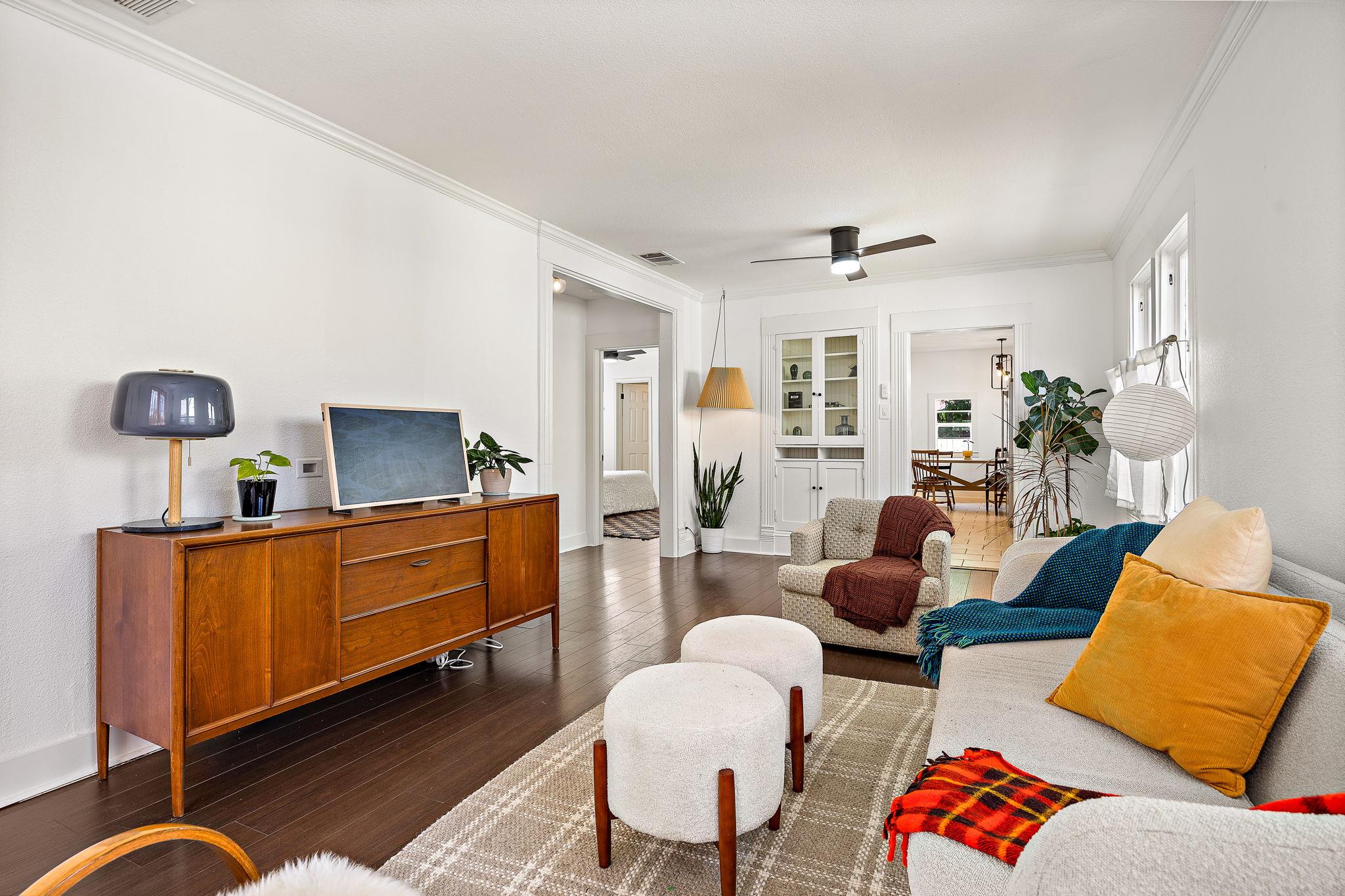 933 E 51st Street Austin TX 78751