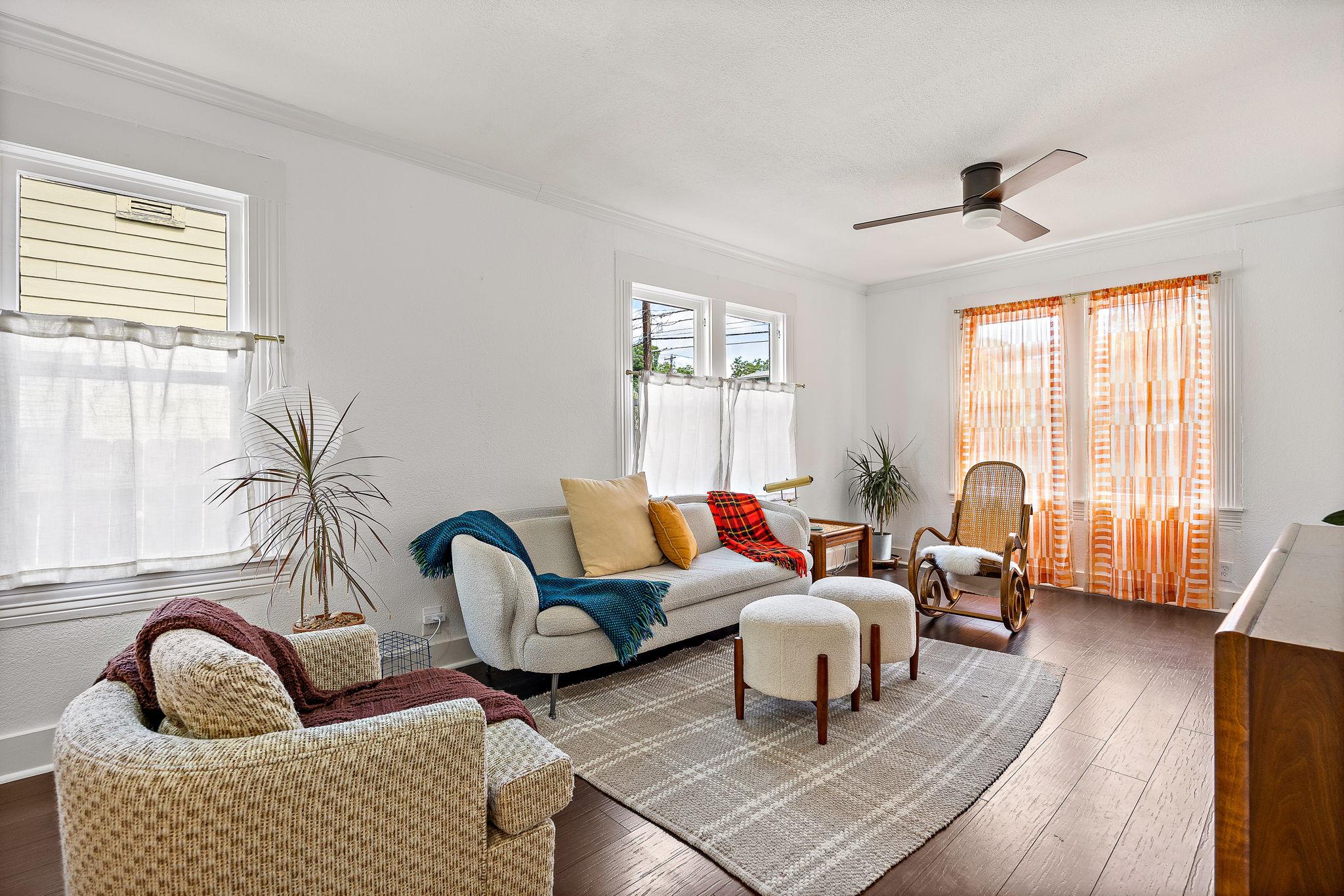 933 E 51st Street Austin TX 78751