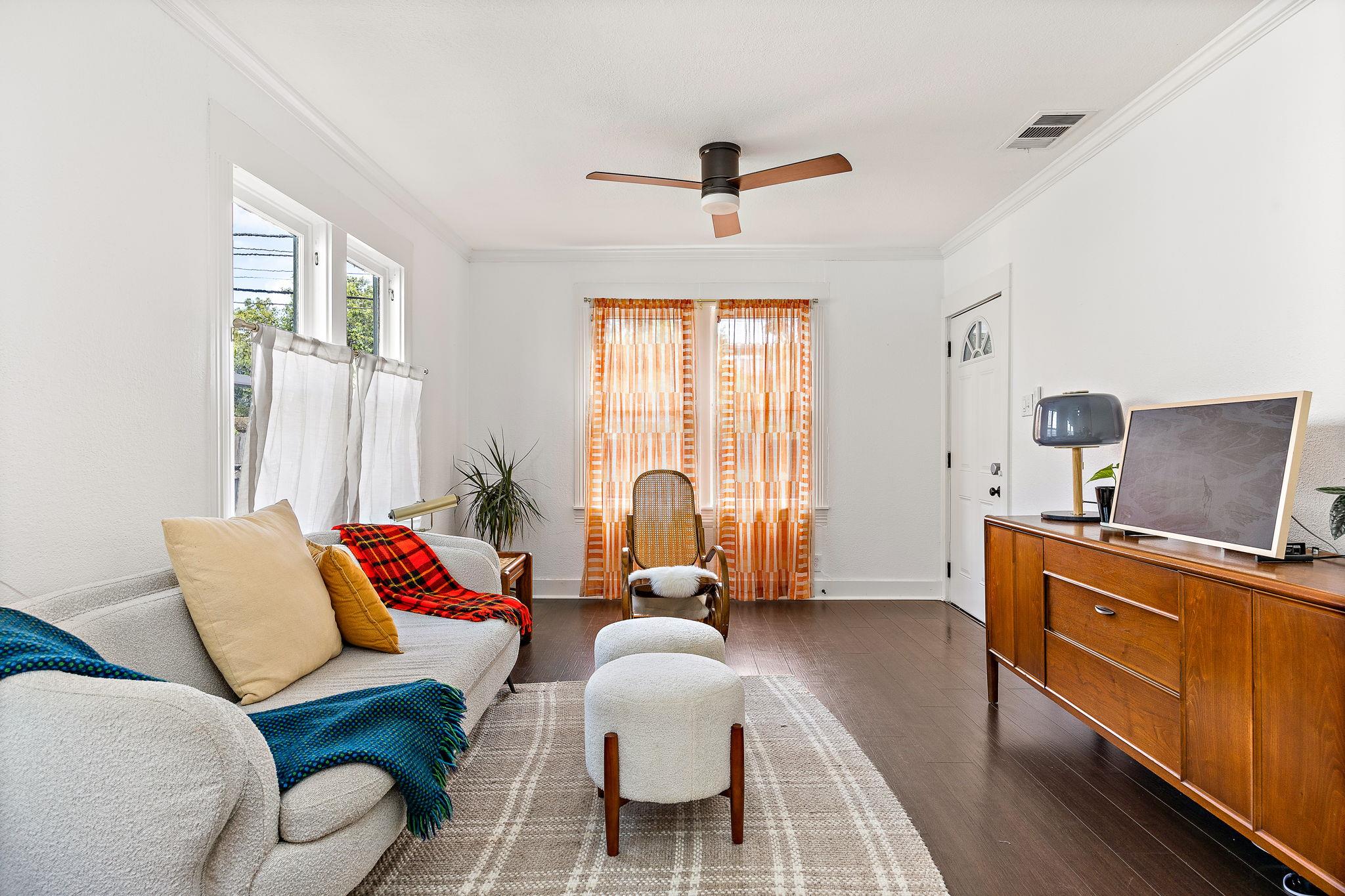 933 E 51st Street Austin TX 78751