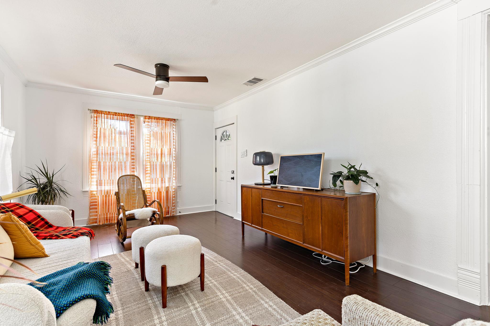 933 E 51st Street Austin TX 78751