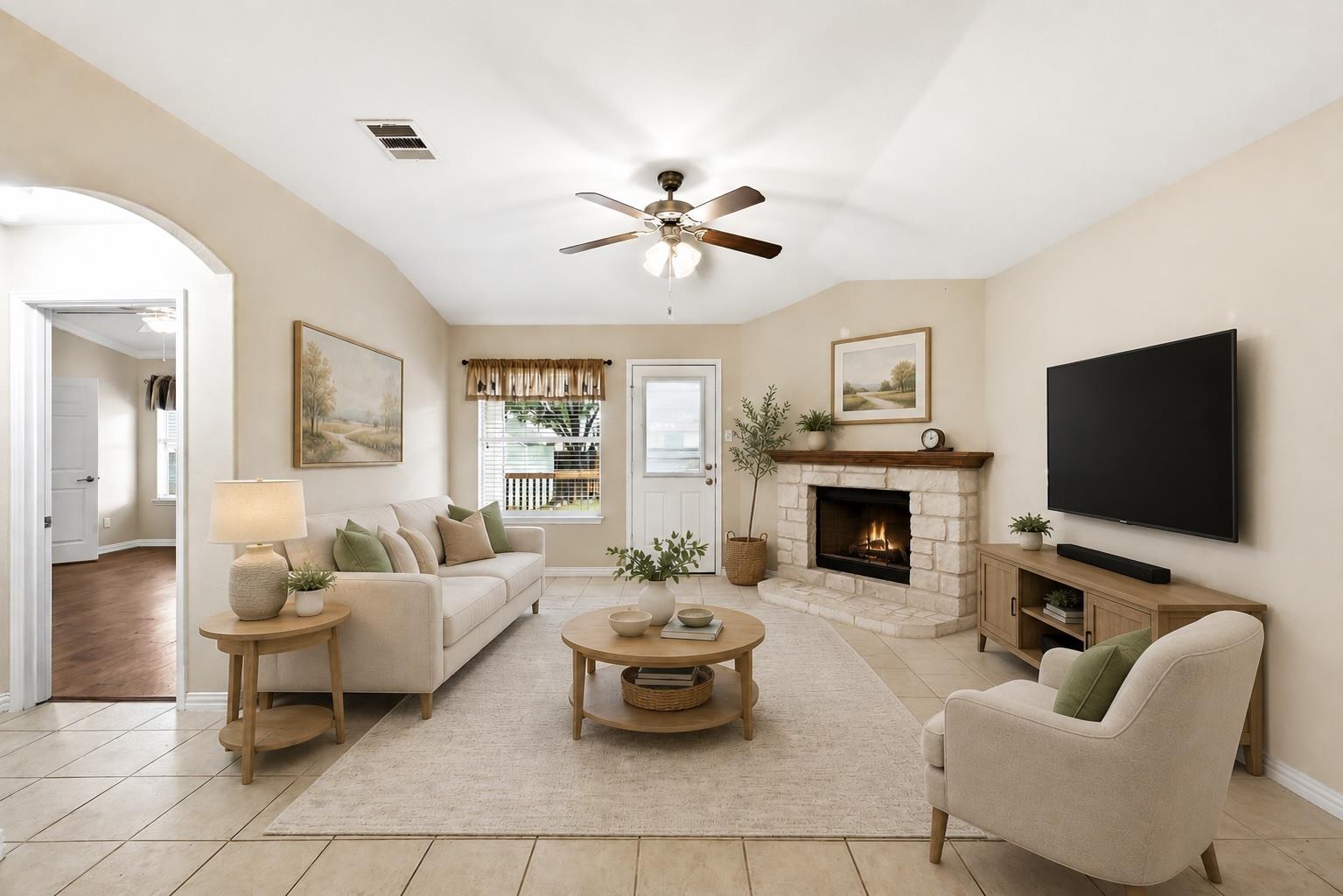 209 Calline Mayes Run Buda TX 78610