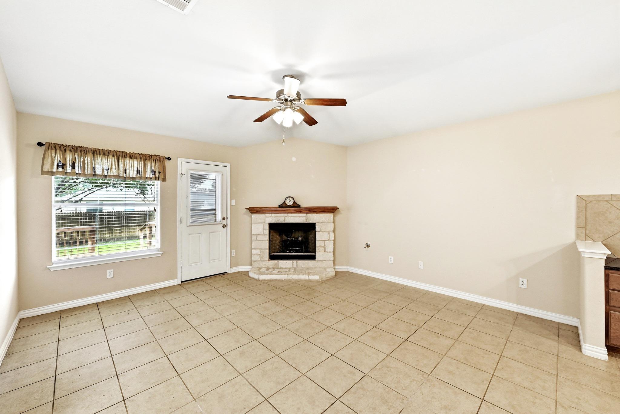 209 Calline Mayes Run Buda TX 78610