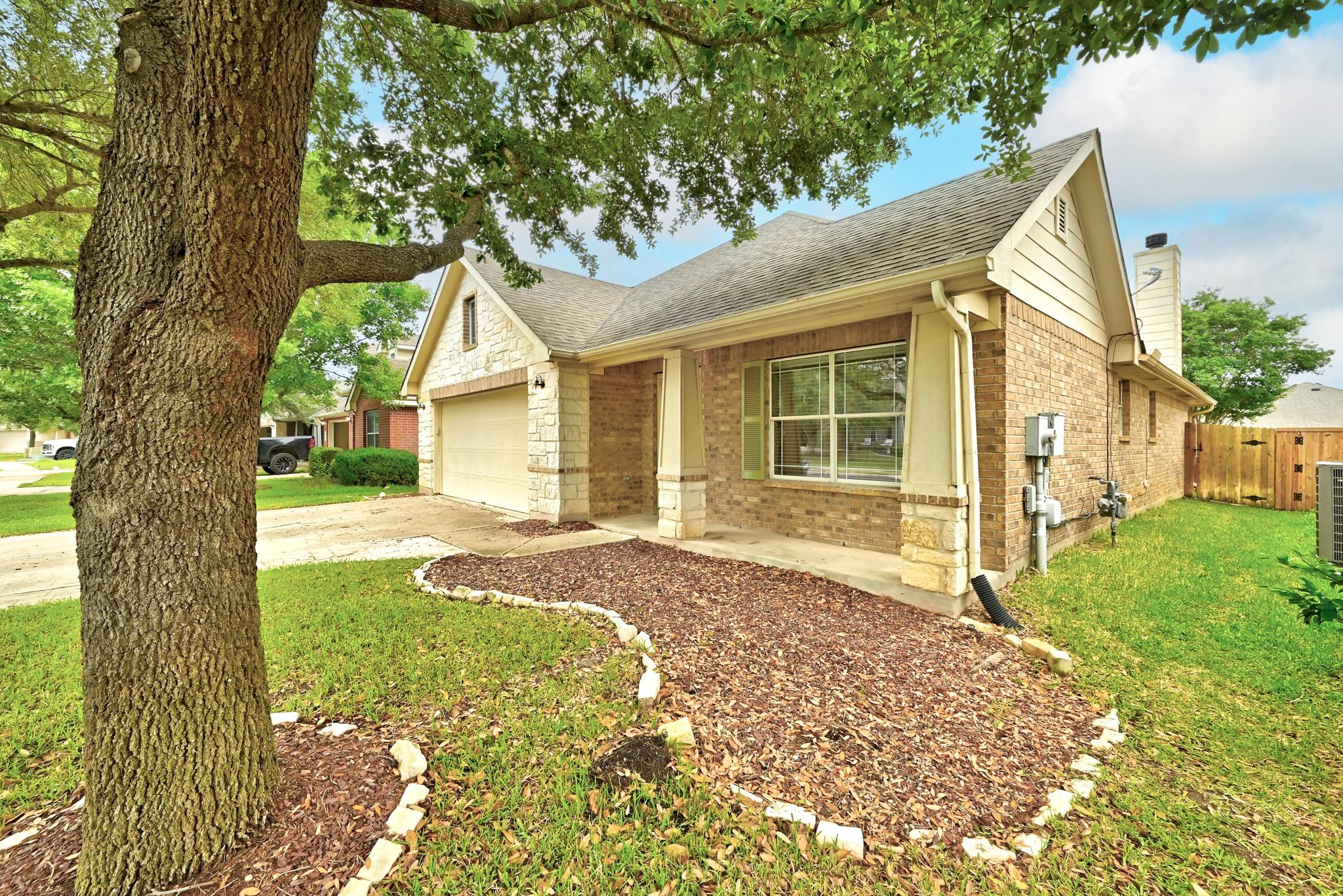 209 Calline Mayes Run Buda TX 78610