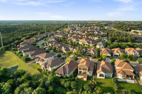 9100 Bayshore Bend Austin TX 78726