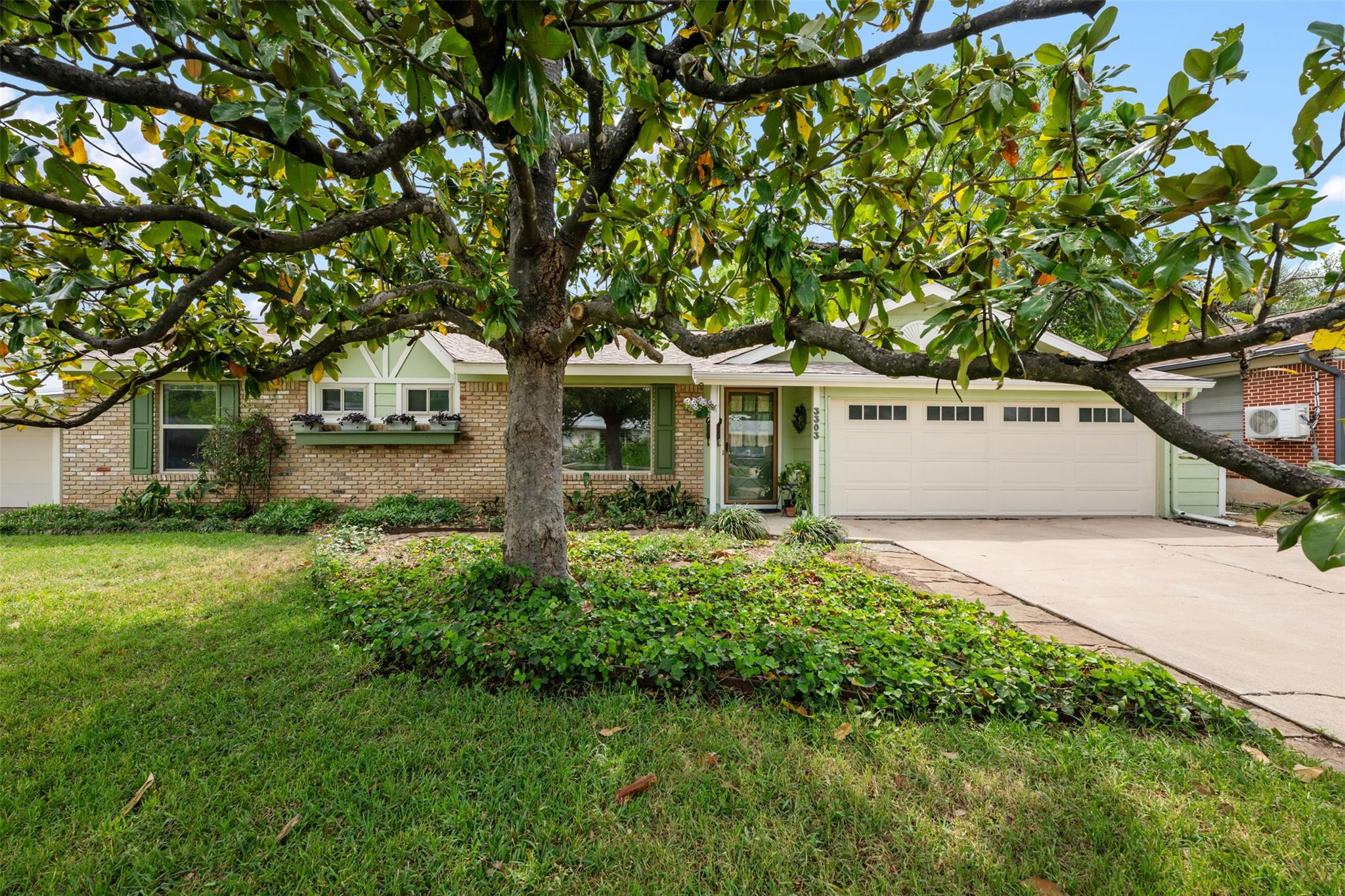 3303 Stardust Drive Austin TX 78757