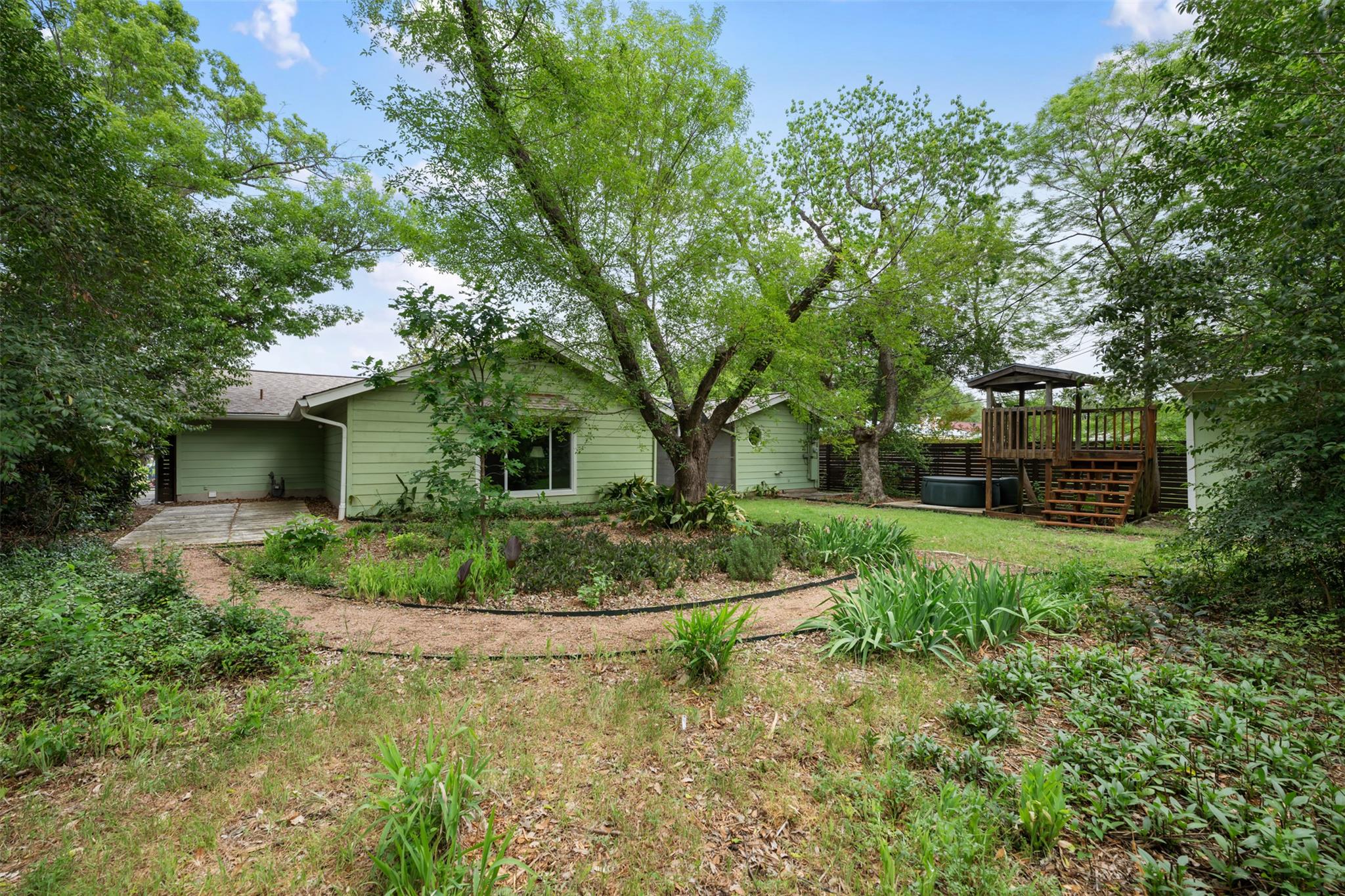 3303 Stardust Drive Austin TX 78757