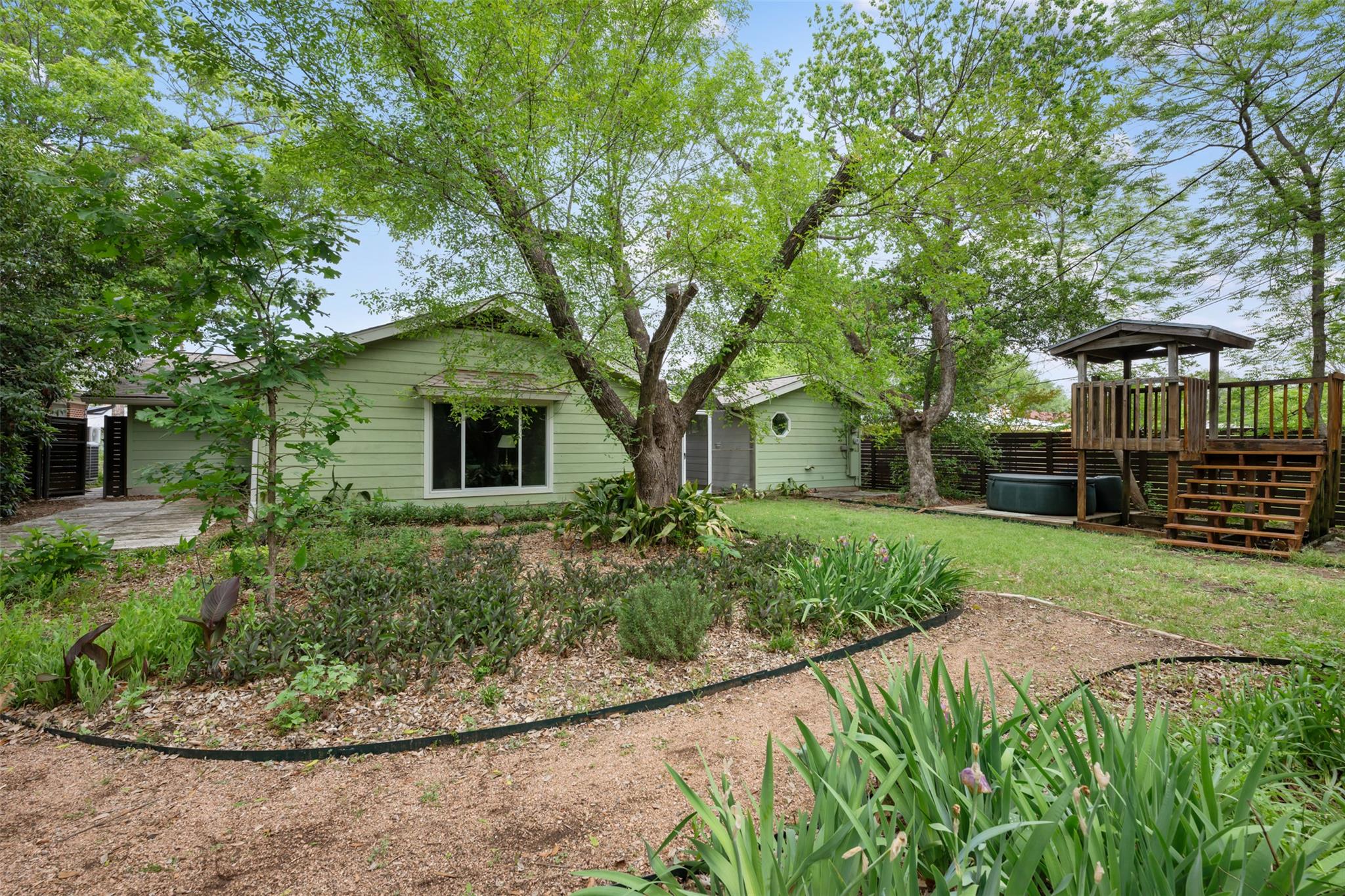 3303 Stardust Drive Austin TX 78757