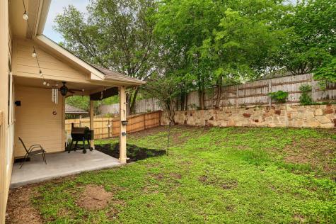9212 Pioneer Forest Drive Austin TX 78744