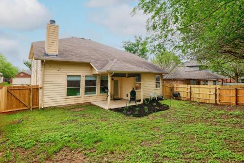 9212 Pioneer Forest Drive Austin TX 78744