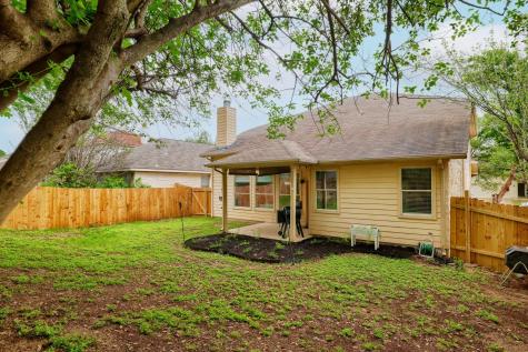 9212 Pioneer Forest Drive Austin TX 78744