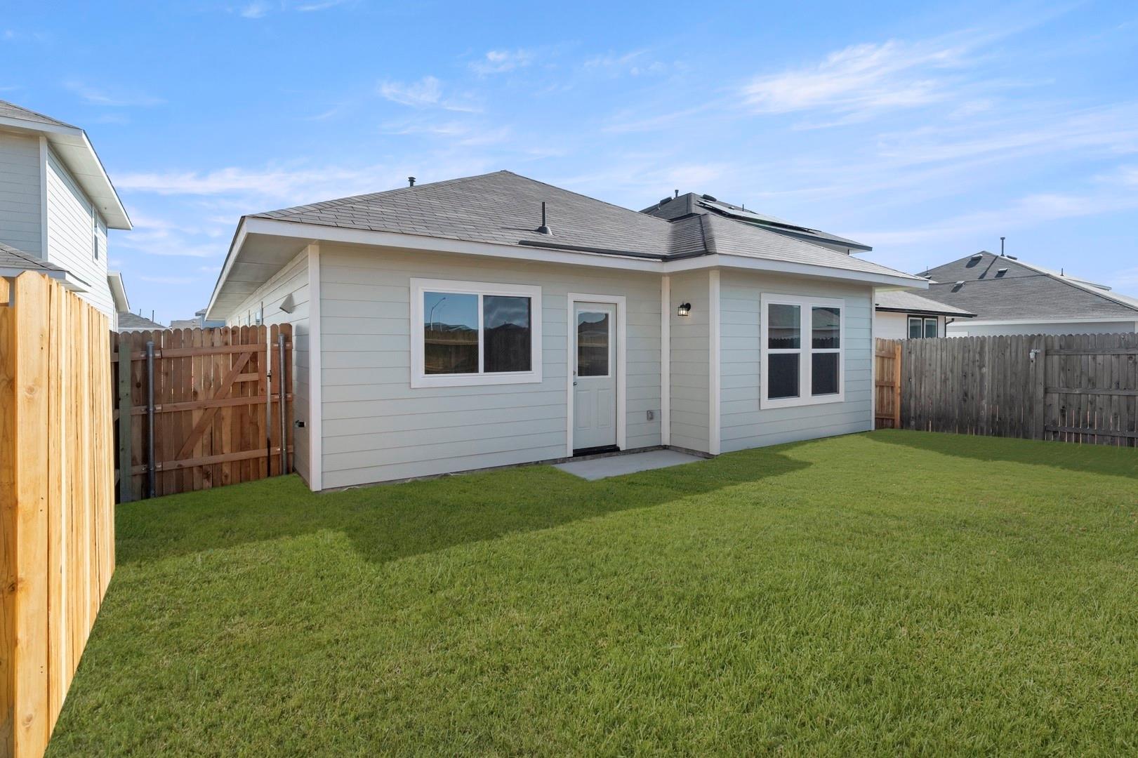 318 Jade Street Maxwell TX 78656