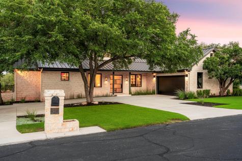 12 Treehaven Lane The Hills TX 78738