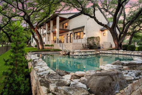 12 Treehaven Lane The Hills TX 78738