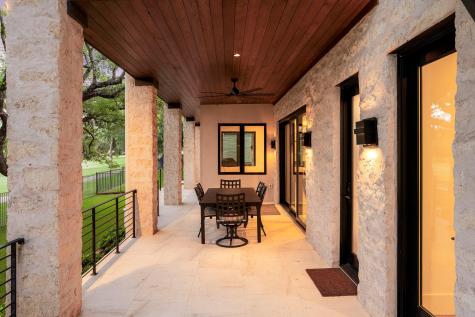 12 Treehaven Lane The Hills TX 78738