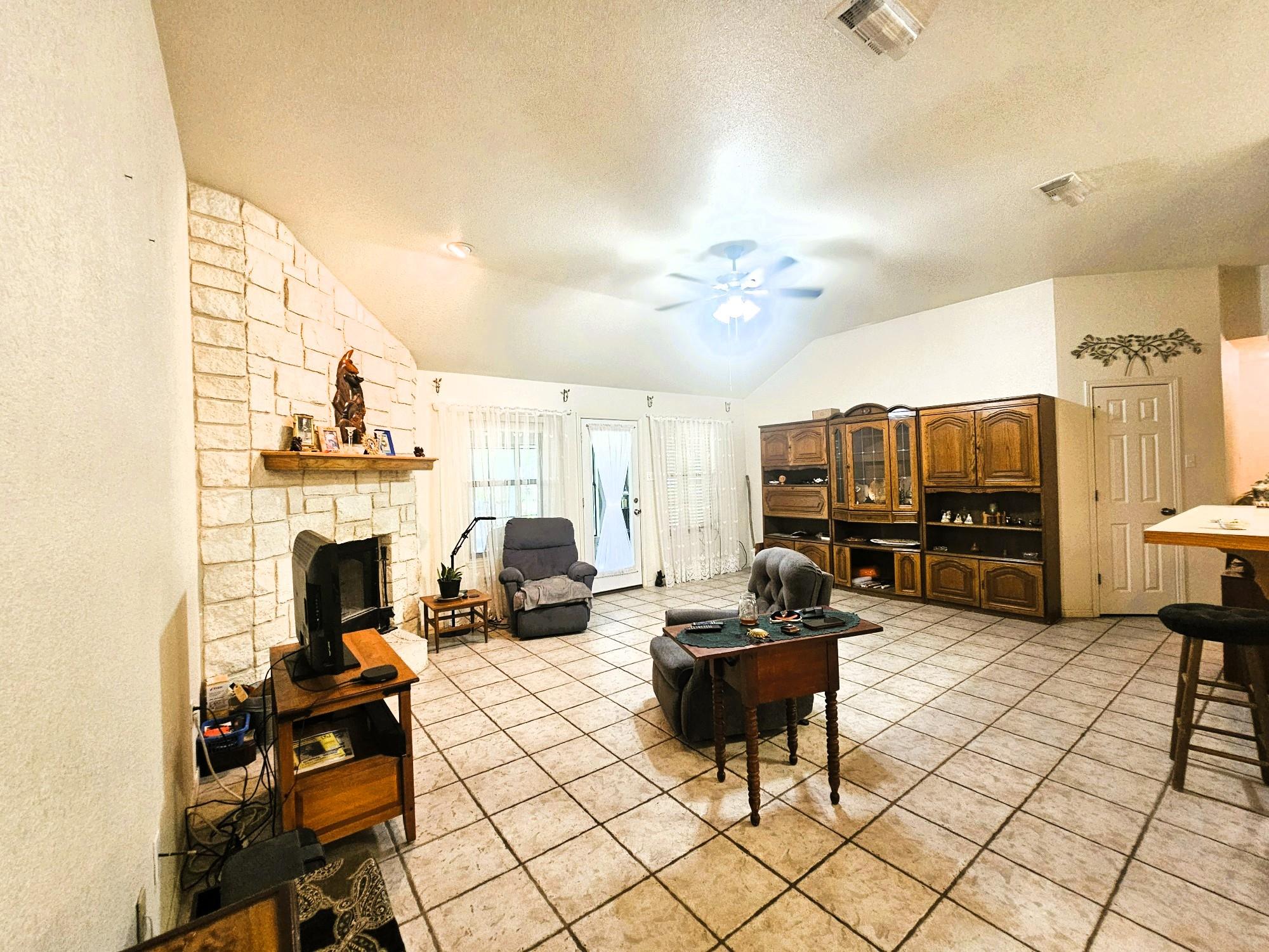 245 County Road 3371 Kempner TX 76539