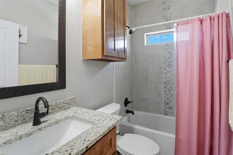 214 Oak Grove Parkway Kingsland TX 78639