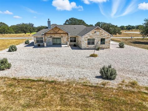 214 Oak Grove Parkway Kingsland TX 78639