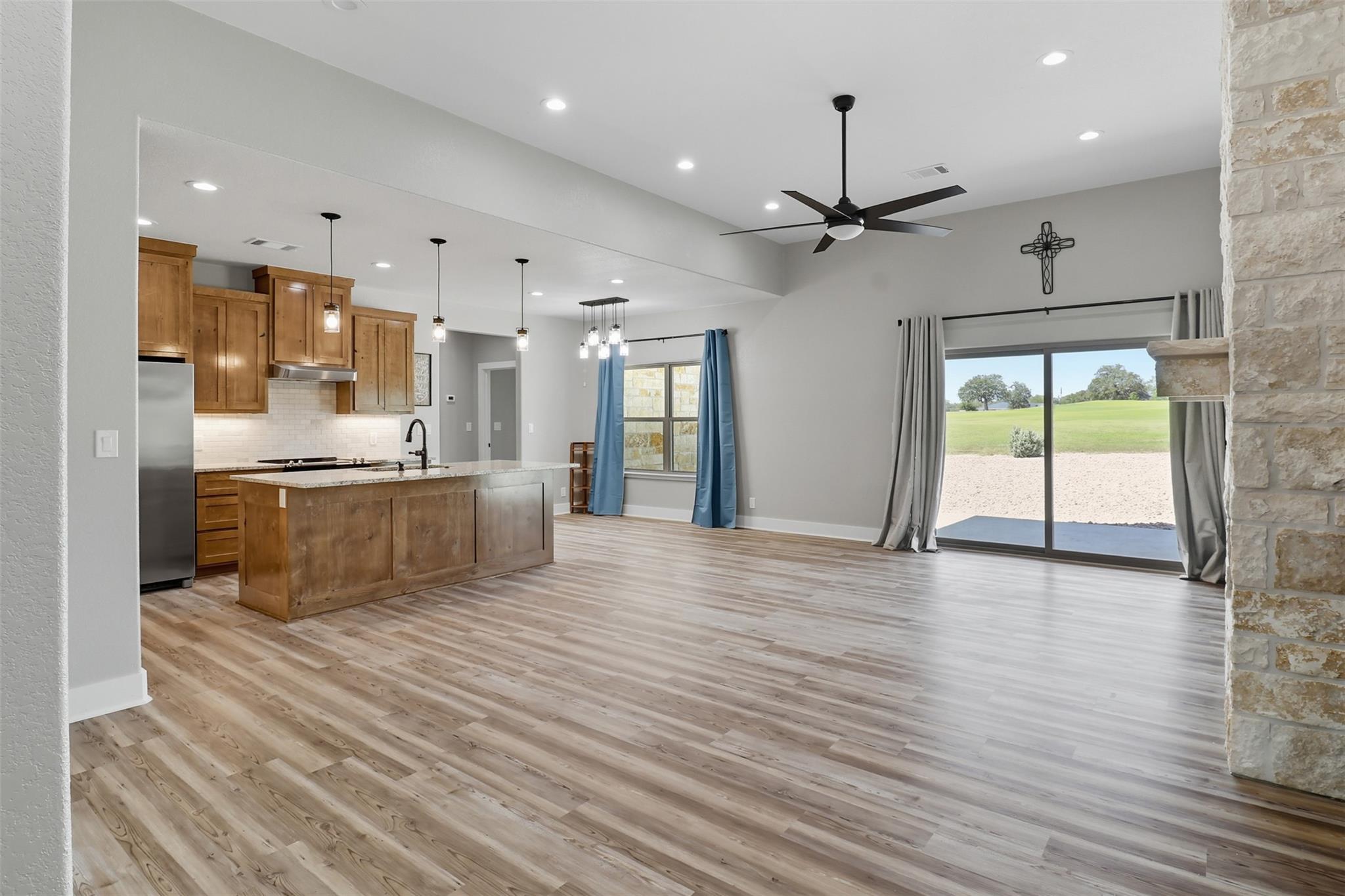 214 Oak Grove Parkway Kingsland TX 78639