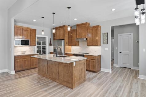 214 Oak Grove Parkway Kingsland TX 78639