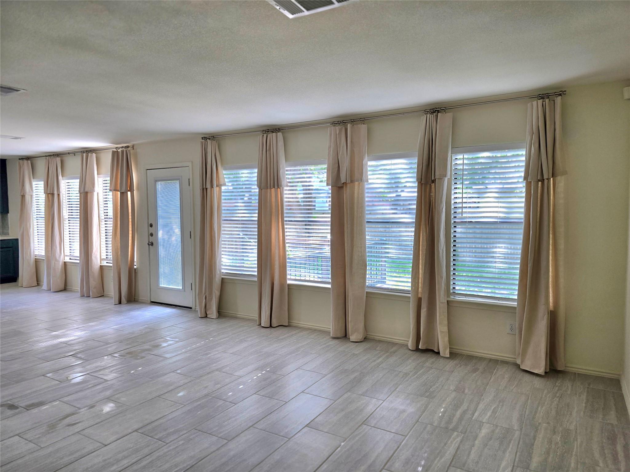 1413 Baffin Cove Round Rock TX 78664