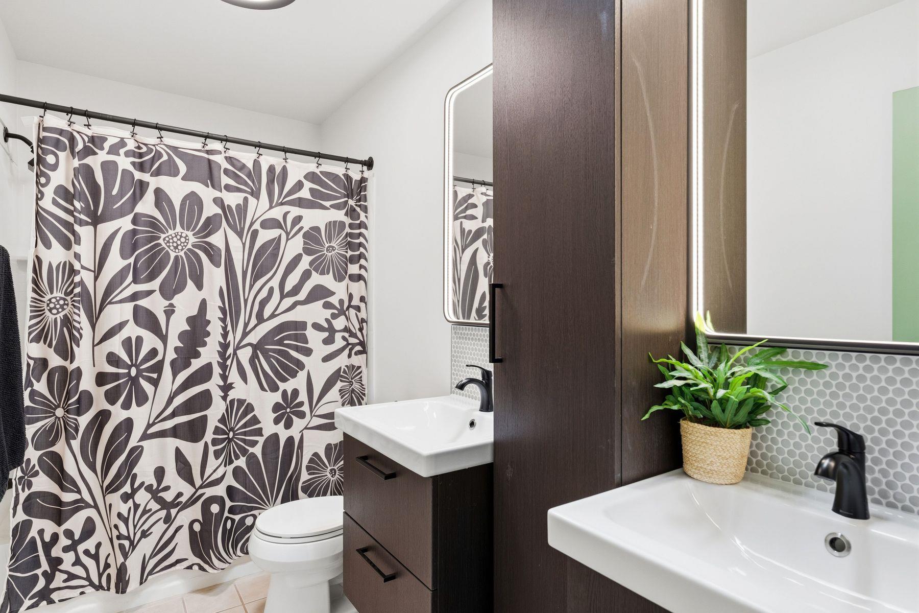 1106 Mission Ridge Austin TX 78704