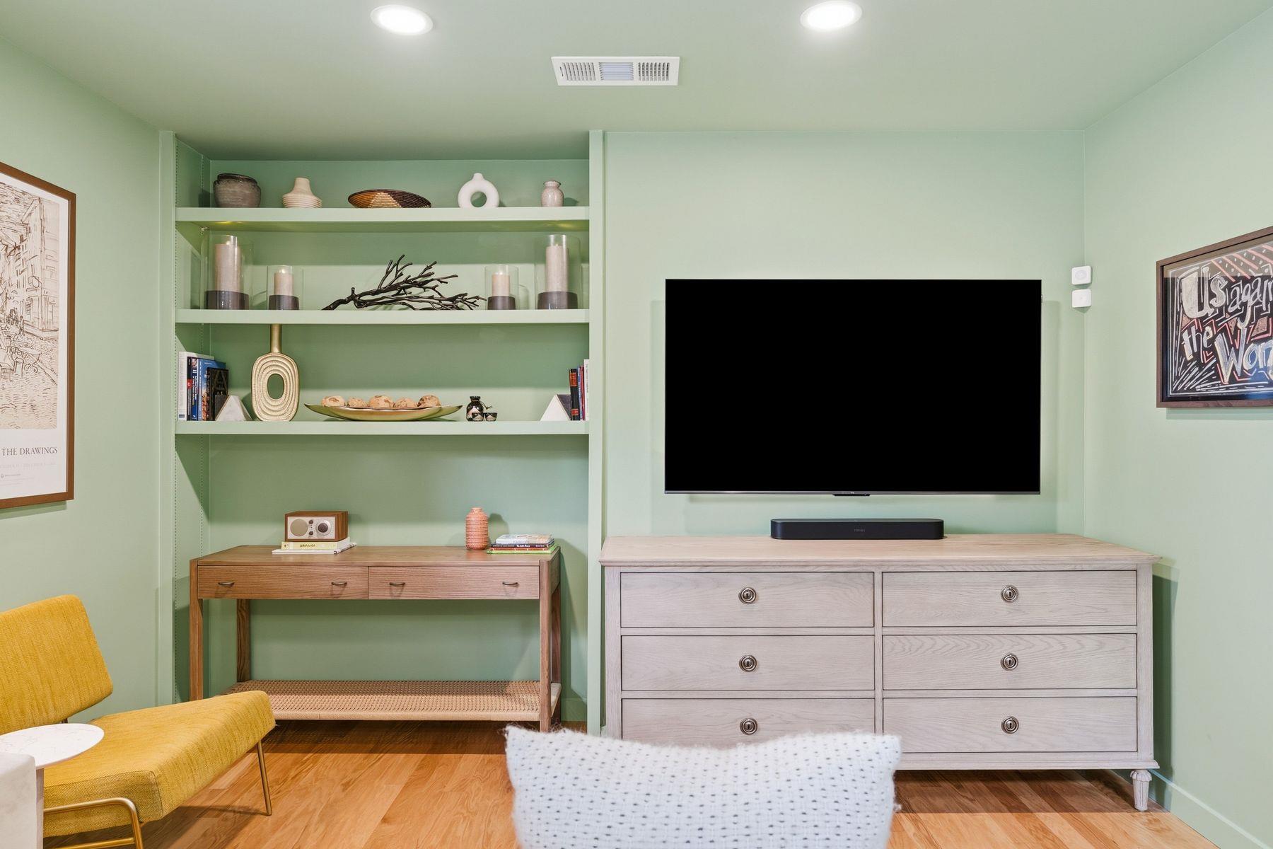 1106 Mission Ridge Austin TX 78704