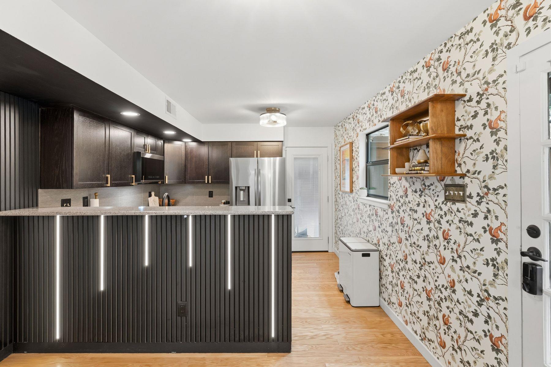 1106 Mission Ridge Austin TX 78704