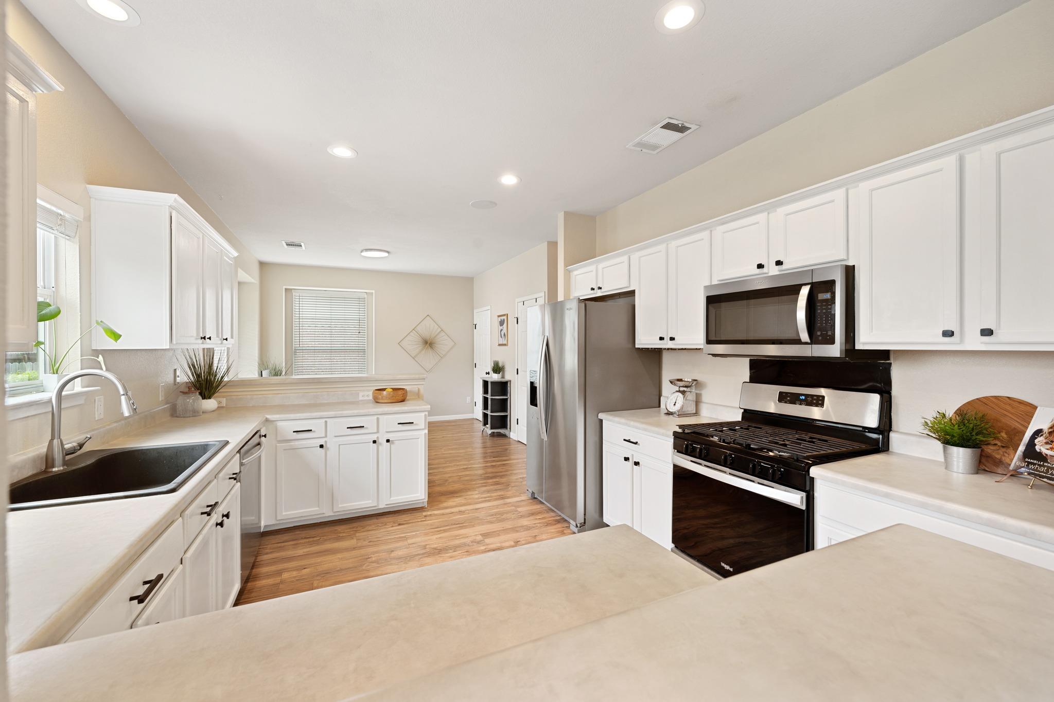 1408 Faustino Cove Leander TX 78641