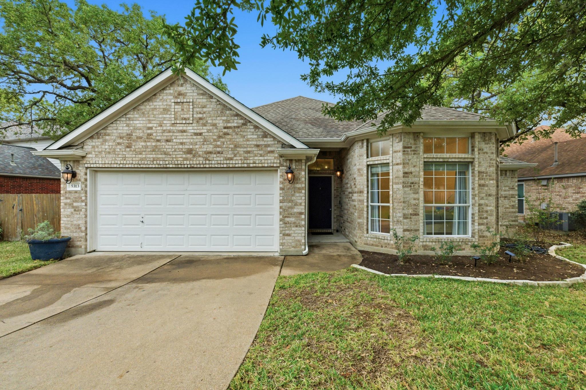 5313 Concho Creek Bend Austin TX 78735