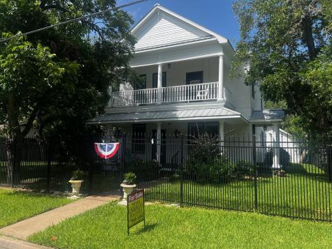 504 South Franklin La Grange TX 78945
