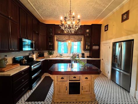 504 South Franklin La Grange TX 78945