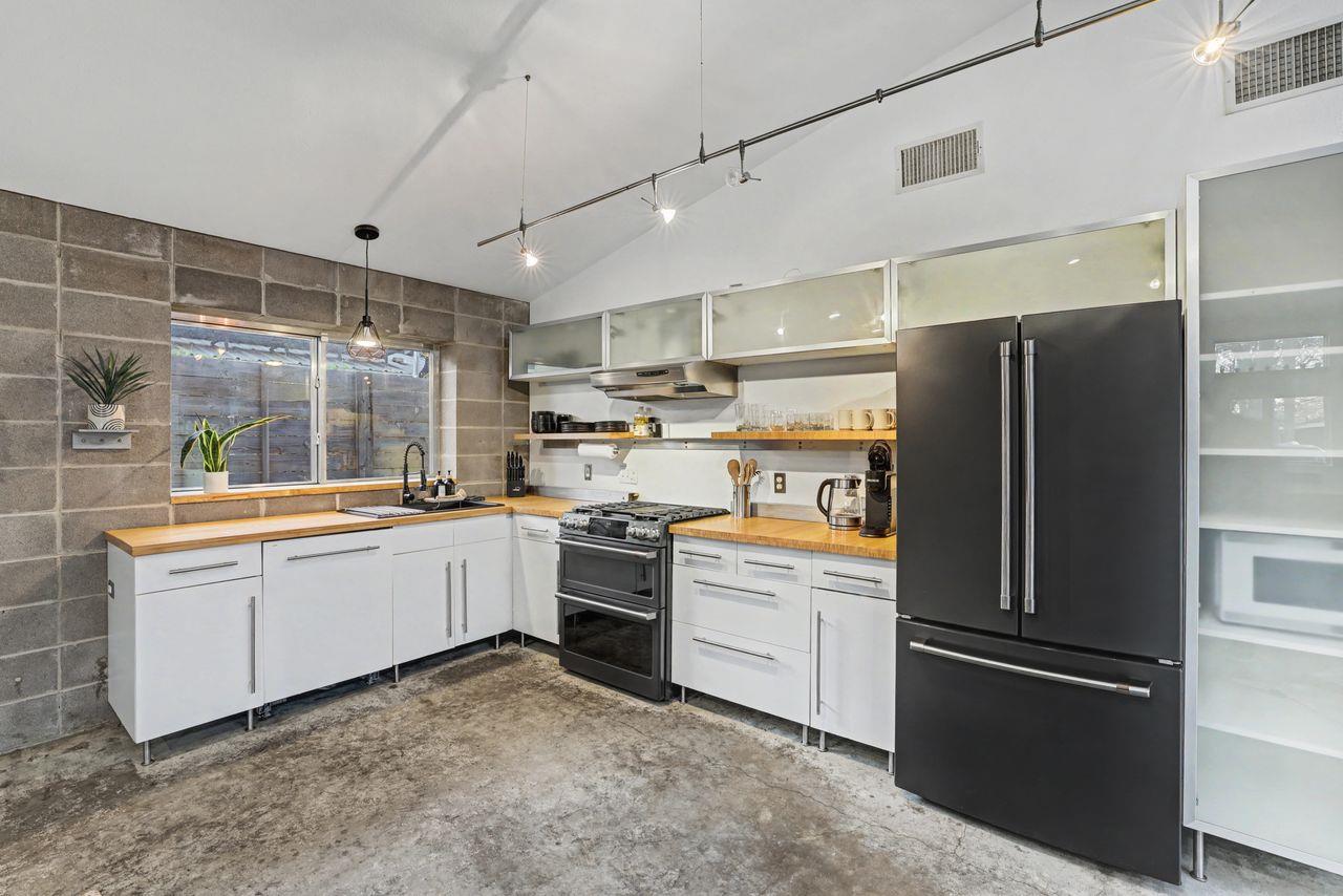2202 Santa Rosa Street Austin TX 78702