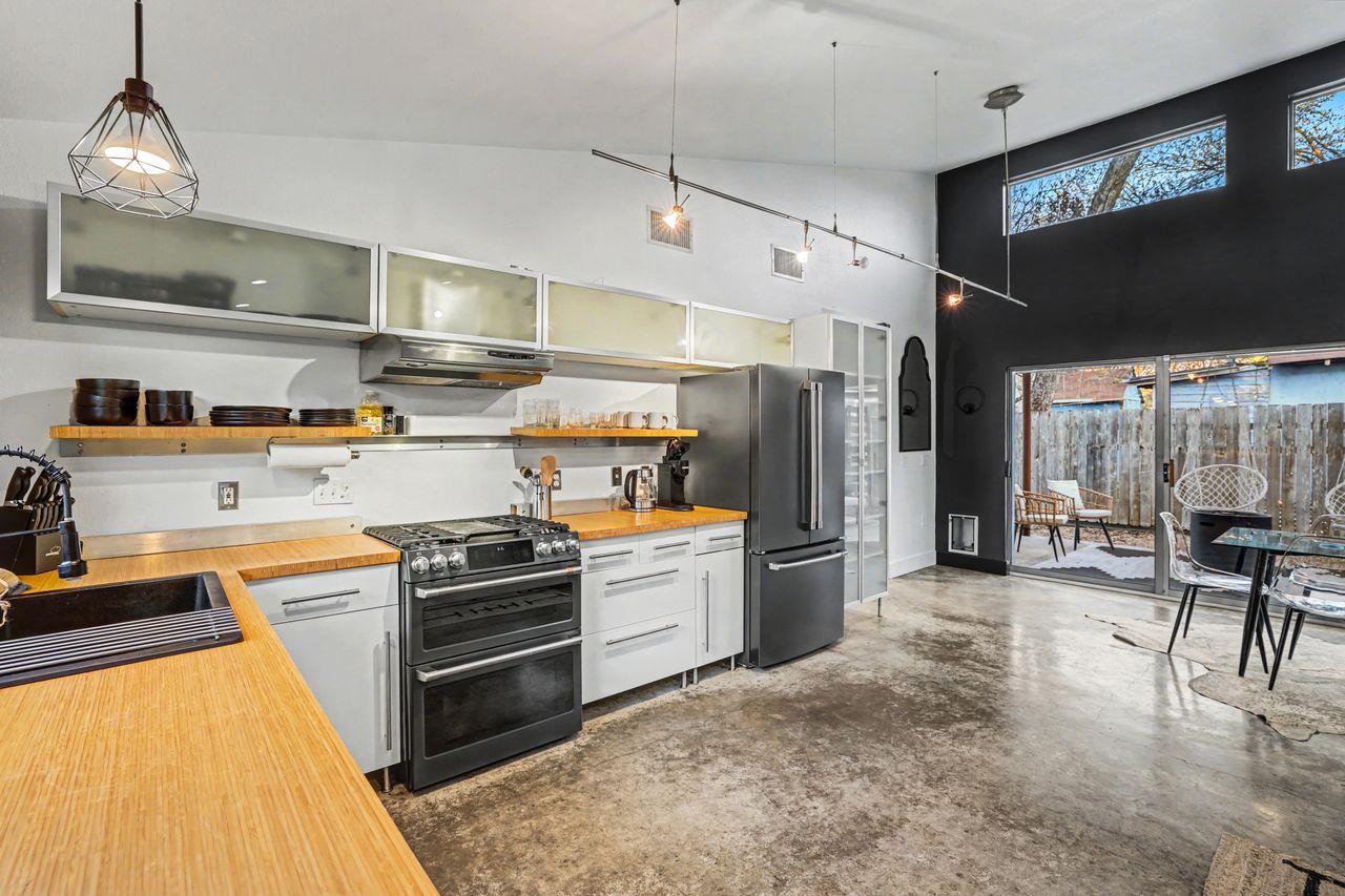 2202 Santa Rosa Street Austin TX 78702