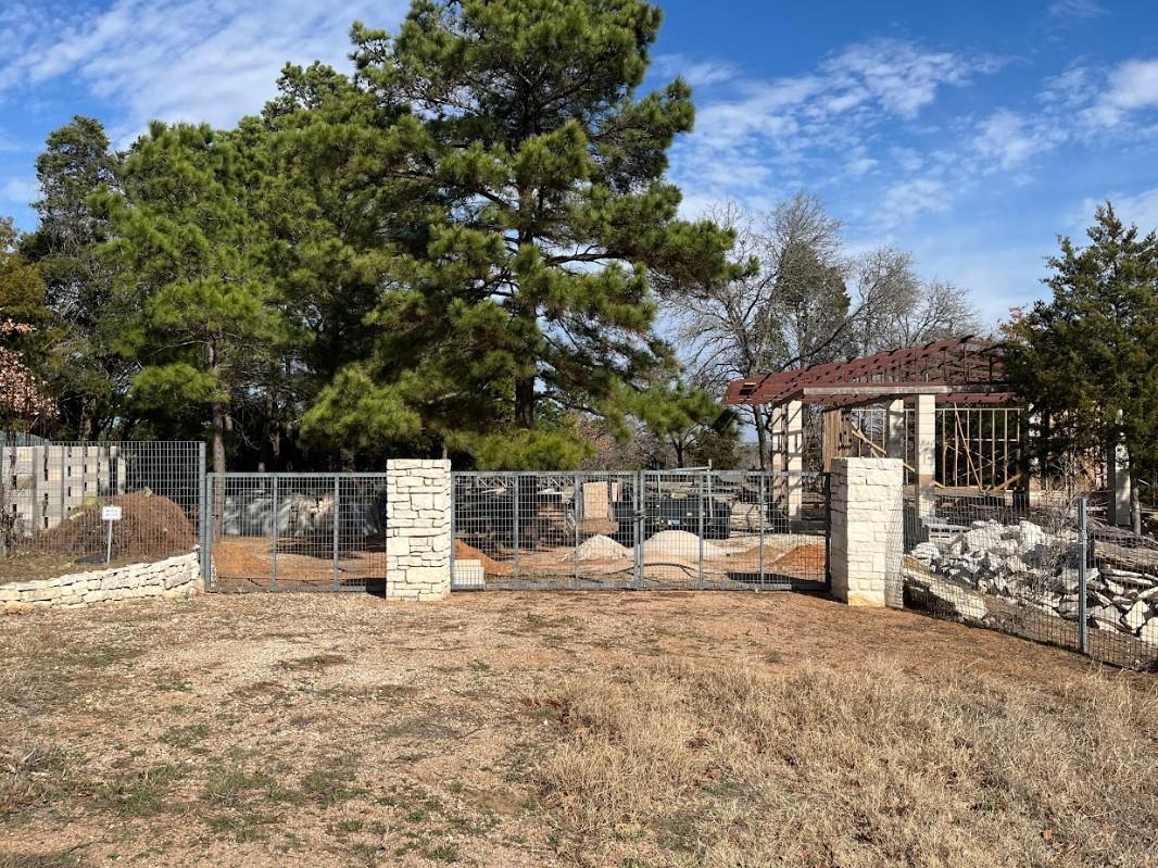 104 Lilly Lane Elgin TX 78621