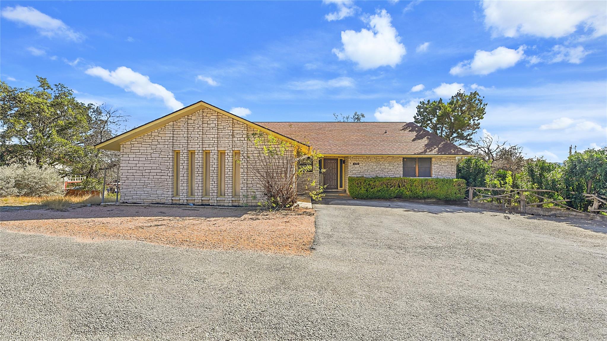 132 W Outer Drive Canyon Lake TX 78133
