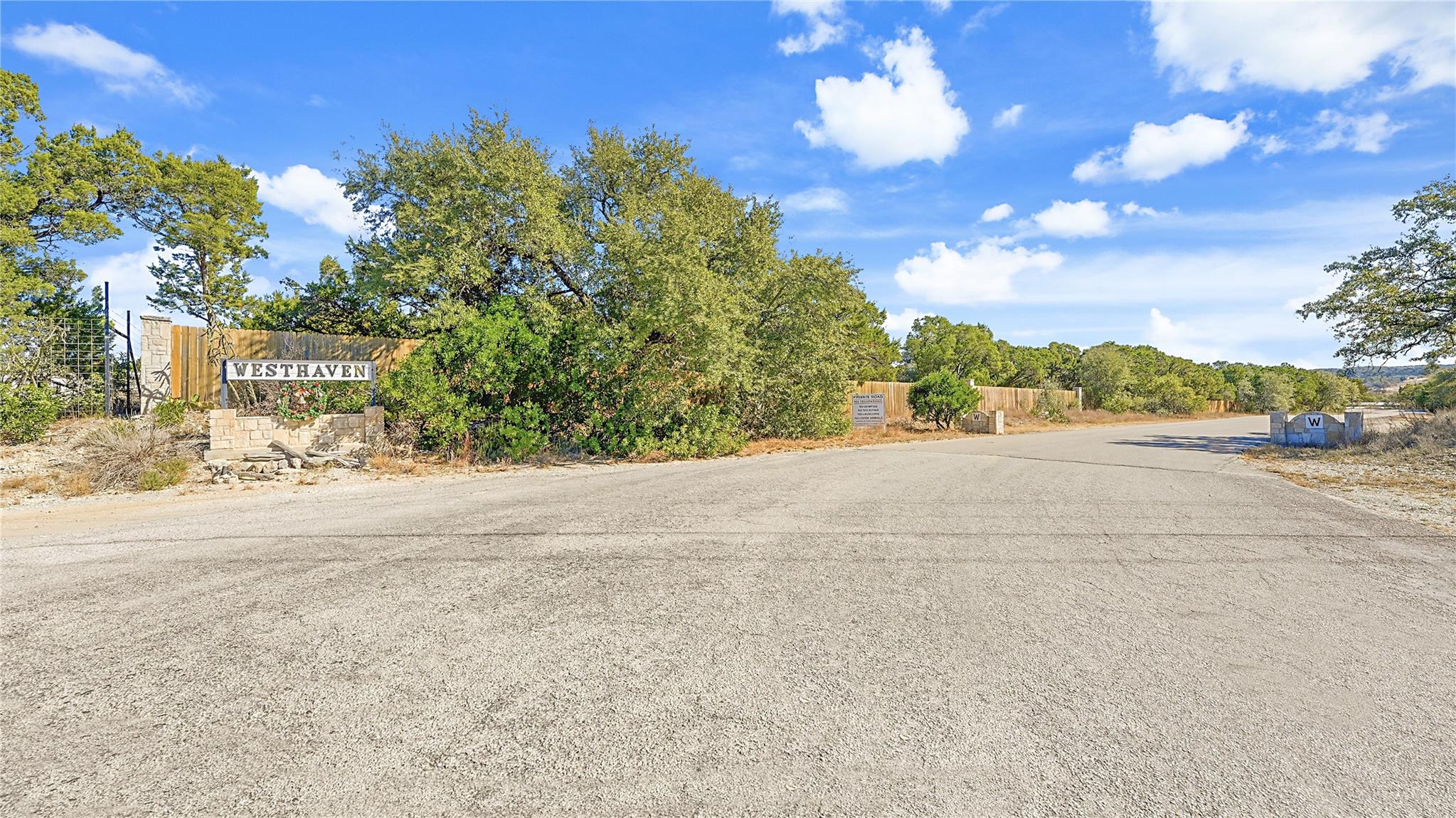 132 W Outer Drive Canyon Lake TX 78133