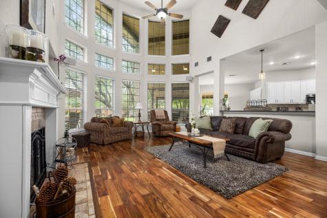 908 Golden Bear Cove Round Rock TX 78664
